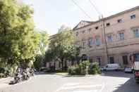 Exterior Piazza dei Tribunali