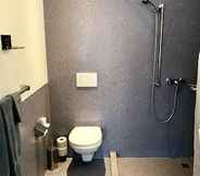In-room Bathroom 7 Motel Rheinfels Park by b_smart