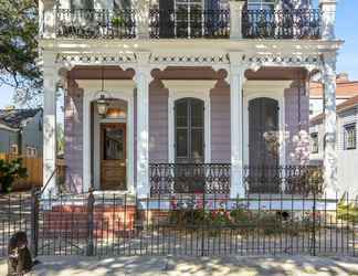 Exterior 2 Historic Garden Dist. Victorian Mansion