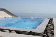 Swimming Pool Villa by Hotel Thira