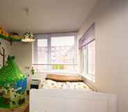 Kamar Tidur 4 HDO Hachiken Duplex House 2F