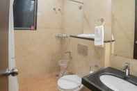 In-room Bathroom Hotel Siddhartha Inn