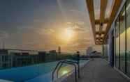 Swimming Pool 2 IntercityHotel Dubai Jaddaf Waterfront