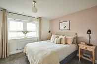 Bedroom Warwick Serviced Home for 8 walking distance to University