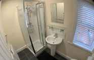 In-room Bathroom 3 Whitworth Lodge. Sleeps 6 in 3 rooms netflix WIFI