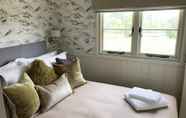 Kamar Tidur 4 5 Luxury Shepherds Hut Mobile Home