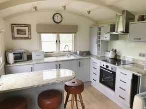 Kamar Tidur 4 5 Luxury Shepherds Hut Mobile Home