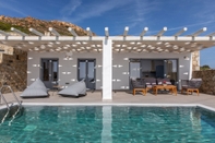 Kolam Renang Mythology Naxos Villas & Suites