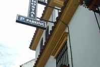 Exterior Hostal Alcazar I