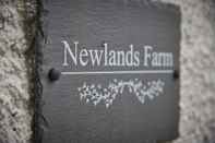 Exterior Newlands Farm Stables