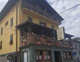 Bangunan 2 Albergo Ristorante Italia