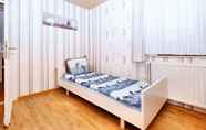 Kamar Tidur 2 Cosy Apartment in Born With Terrace and Garden