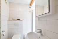 Toilet Kamar Lovely Holiday Home in Zierow With Terrace