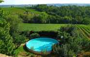 Swimming Pool 3 Lovely Holiday Home in Montefiridolfi With Hill View