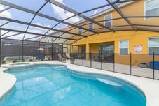 Swimming Pool Lovely 6 Bedroom Home in the Solterra Community - 518