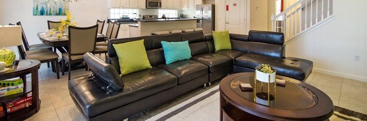 Lobby Lovely 6 Bedroom Home in the Solterra Community - 518