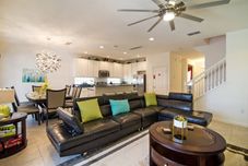 Lobby Lovely 6 Bedroom Home in the Solterra Community - 518