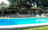 Swimming Pool 2 Agriturismo Borgonuovo