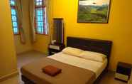 Bilik Tidur 6 Eight Mentigi Guesthouse