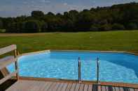 Swimming Pool Domaine Bonneblond - Cabanes Perchées