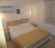 Kamar Tidur 5 Sun Apartments Slano