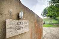 Exterior Little Barn