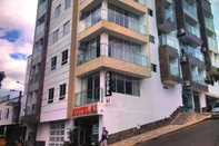 Bên ngoài Hotel A1 Express