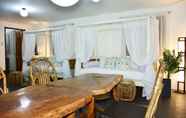 Kamar Tidur 2 Penthouse 8 Colors Beach House Resort by Cocotel