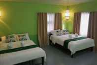 Kamar Tidur MWR Hotel by Cocotel