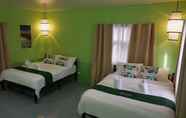 Kamar Tidur 6 MWR Hotel by Cocotel