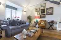 Lobi Stylish 2 bed Battersea Home Located Just Across From the Famous Battersea Park