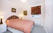 Bedroom 3 Comfortable one Bedroom Apartment in Notting Hill, Lambton Place Near Portobello