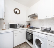 Bedroom 4 Comfortable one Bedroom Apartment in Notting Hill, Lambton Place Near Portobello