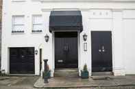 Exterior Comfortable one Bedroom Apartment in Notting Hill, Lambton Place Near Portobello