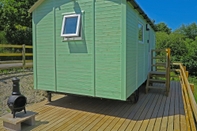 Common Space The Shepherd's Hut