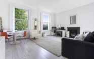 Ruang untuk Umum 2 Well Presented one Bedroom Apartment Located in the Fabulous Notting Hill