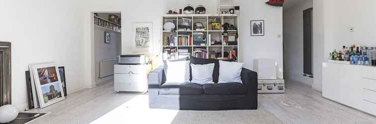 Lobi Well Presented one Bedroom Apartment Located in the Fabulous Notting Hill