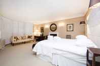 Bedroom Palace Place Mansions - Elegant English Home in Kensington for Large Families