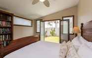 Bilik Tidur 3 Helen's Beach House 6 Bedroom Home by Redawning