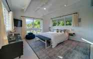 Kamar Tidur 6 Hanalei Beachfront 3 Bedroom Home by Redawning