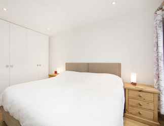 Kamar Tidur 2 Up-market one Bedroom Apartment Just Minutes From the River Thames. Broughton rd