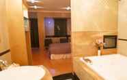 Toilet Kamar 3 Ritz Motel