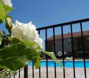 Swimming Pool 3 OU-2 Bedroom 1 bath next OU