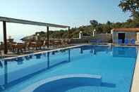 Swimming Pool Lalloudes