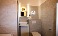 In-room Bathroom 4 Vienna CityApartments Design 5