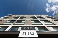 Exterior the niu Sparrow