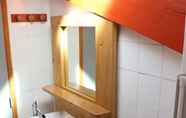In-room Bathroom 6 Gite Saint Roch
