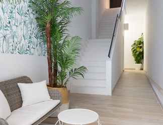 Lobby 2 Urban Suites Sitges