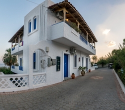 Exterior 4 Creta Sky