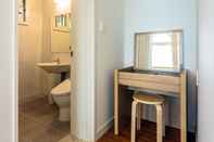 In-room Bathroom Via Shinum House